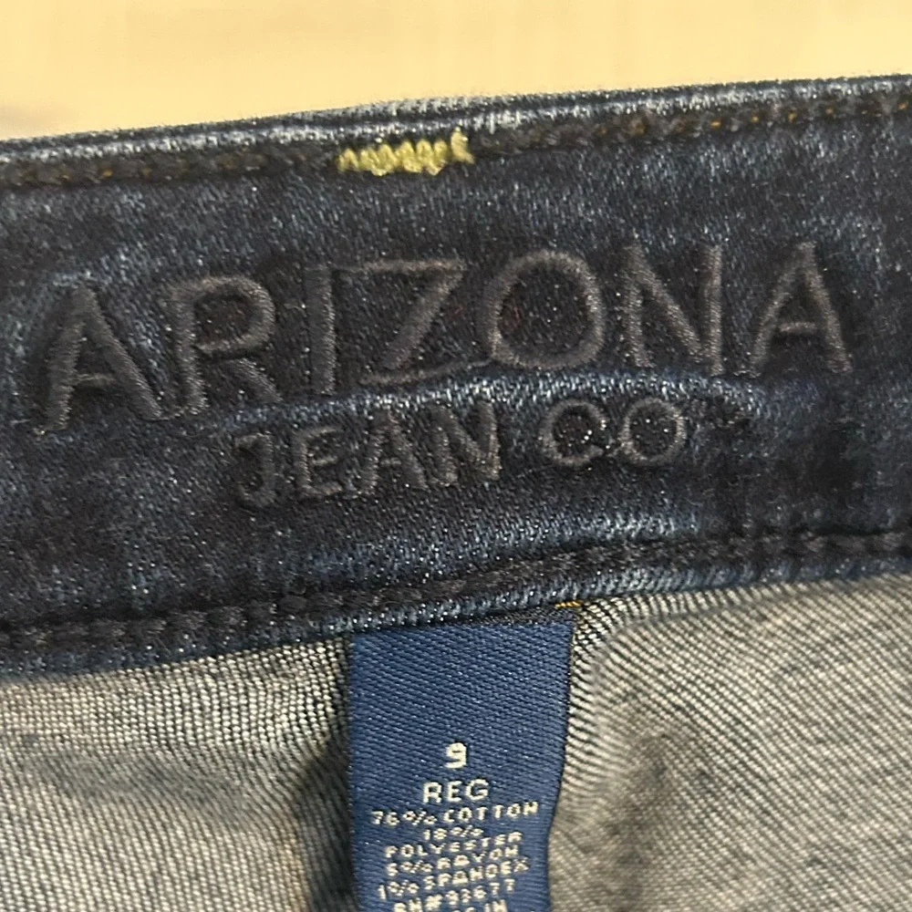 Arizona Jean Company | Indigo Denim | Size 9